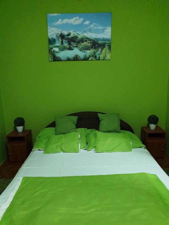 Izisz เดเบรตเซน ภายนอก รูปภาพ